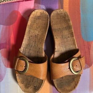 Kork Ease leather buckle slide sandals. Tan leather. 1-1/2” heel. Size 7